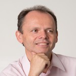 Hermann denkend ou